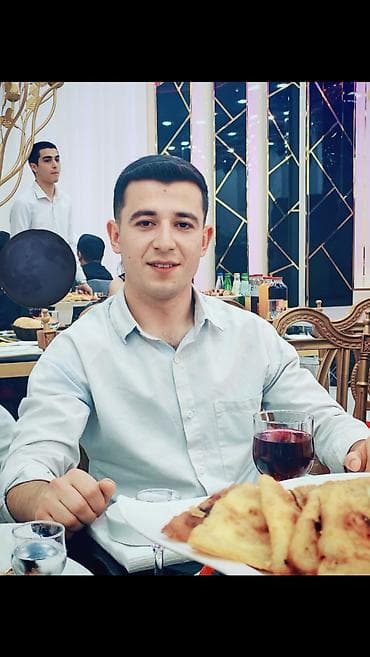 uber surucusu: Salam. Ailə sürücüsü vəzifəsi üzrə iş axtarıram. • B.S kateqoriyalı — 2