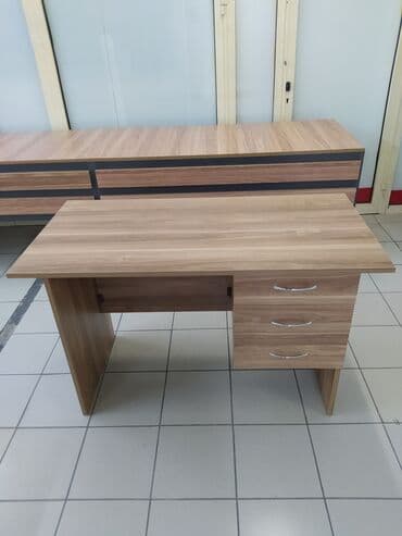 ofis masası 2. el: Yeni, İşçi üçün, Künc masa — 12