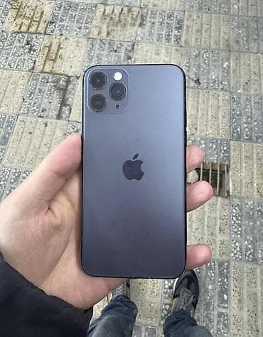 iphone 3 kamera: IPhone 11 Pro, Space Gray, Face ID — 1