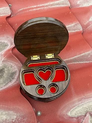 Sandıqlar: Mücrü Mucruler hazır əldə var. Çeşid çoxdu. Çatdırılma 1_2 saata — 4