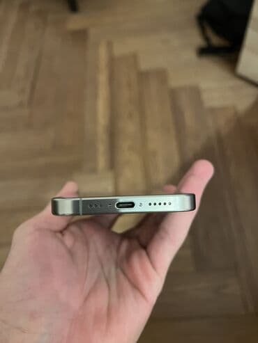 ucuz ayfon: IPhone 15 Pro, 256 GB — 8