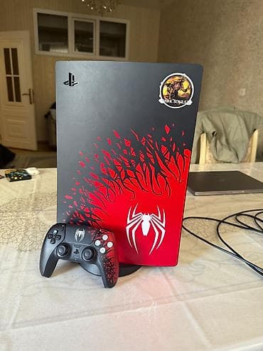плейстейшен 5: TECILI satilir, vidosunu ata bilerem, Whatsapa yazin, baxmag yoxlamaq — 1