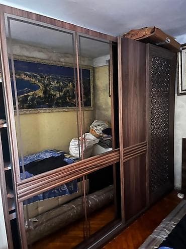 Təcili satılır ev söküntü gedir deyə satlir çox qeseg mebldi - Geniş — 1