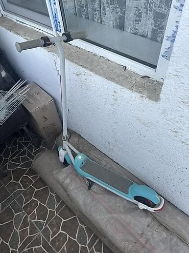 elektro muravey: Uşaq elektrikli skuter - Rəng: ağ-göy - Geniş, sürüşməyə qarşı rezin — 2