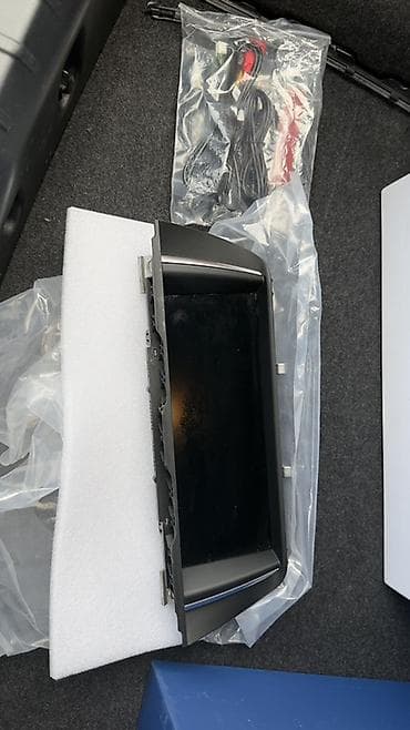 Elektronika: BMW F10 orijinal monitor — 2