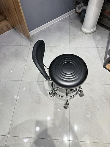 salon dolab: Təkərləri olan tənzimlənən salon oturacağı - Peşəkar salon və — 4