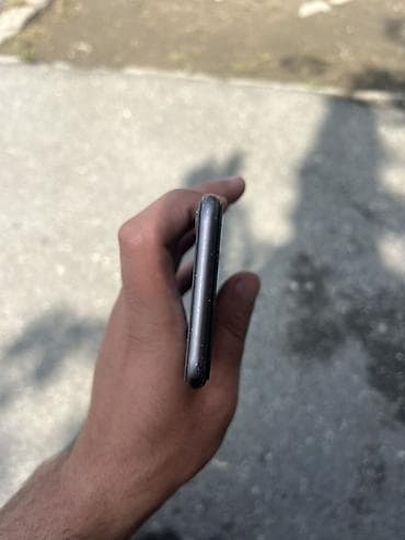 ipad 11 pro m4: IPhone 8, 64 GB, Qara, Barmaq izi — 5