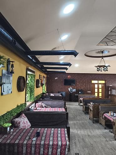 Ofisiant tələb olunur, Kafe, Gündəlik ödəniş, 30-45 yaş, 1 ildən az təcrübə