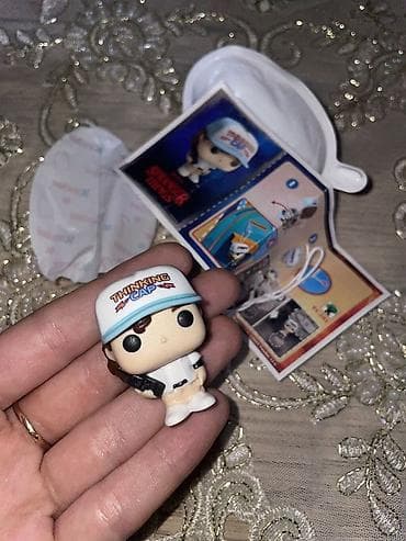 Funko Mini – Stranger Things kolleksion fiqur. Model: Dustin