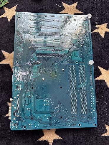 3 birinde printer: Ana Platası Gigabyte İşlənmiş — 2
