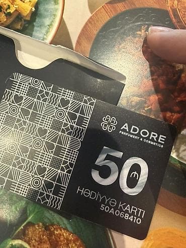 Adore Perfumery & Cosmetics hədiyyə kartı – 50 AZN nominal. -
