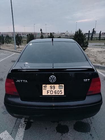Volkswagen Jetta: 1.8 l | 2003 il Sedan — 7