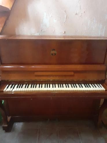 dj controller az: Pianino satilir 120 azn — 1