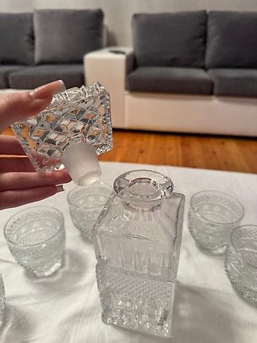 servis: Kristal qraf və stəkan dəsti viski - Dəst tərkibi: 1 ədəd kvadrat — 5