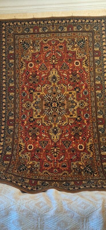 Süni güllər: Xalça Azərbaycan — 1