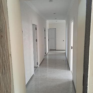 Menzil Referans xesxananin borundedir Icranin yani. Oba marketle