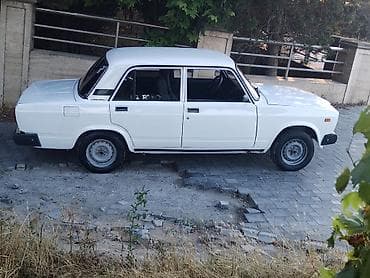 vaz 2107 qapi: Masini elede gujdu prablemi yoxdur sofir terefde qpiya kirasqiya — 4
