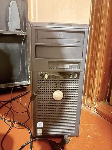 2 el pc: Dell stolüstü kompüter dəsti Tərkib: - Dell LCD monitor - Dell — 4