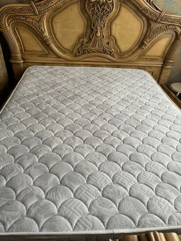 Divan və kreslo dəstləri: Təcili yeni kimidir matras satilir .1.60/2 — 2