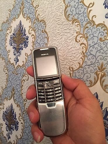 honor telefonlari: 8800 old silver antik madel ishdiyir prablemsiz shekil oz sheklidi — 1