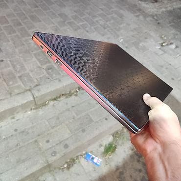 macbook pro 15: Müasir noutbuku Honor/SSD 512/DDR4 Ram 8 Salam əziz dostlar 🖐🏻 — 2