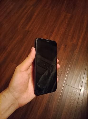 ayfon 16 e: IPhone 11, Qara, Simsiz şarj — 5