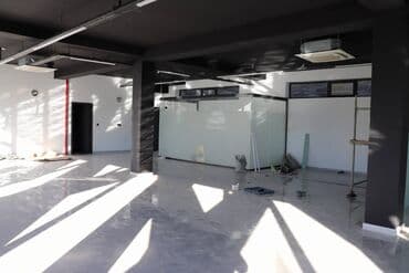 купить недвижимость в баку: SATILIR!!! Babək prospektində 3000m2 sahəsi olan 3-1də avtoservis — 11