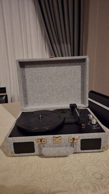 виниловый проигрыватель баку: Qrammafonlar Mehduddur!!! Çox gözəl Retro Qramafon və göz oxşuyan — 4