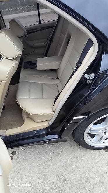 islenmis tekerler type 1: Mercedes-Benz C 230: 2.3 l | 1998 il Sedan — 6