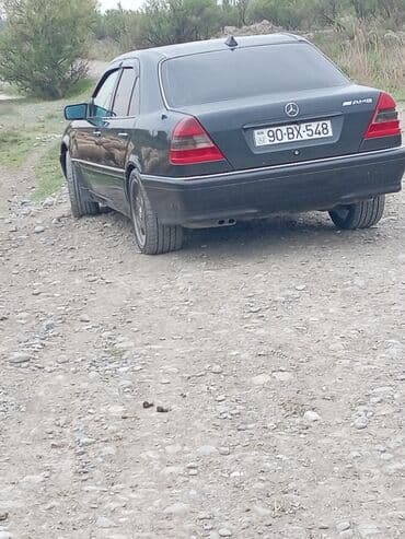 disk təkərlər: Cesqa 1994 2 8 - Kuzov: qara rəng, 4 qapılı seda. n - Nömrə — 2