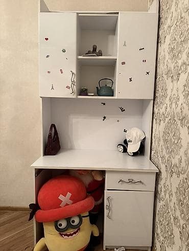 Mebel dəsti - Künc divan: yumşaq parça üzlü, bej rəngdə, dekorativ