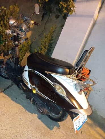скутер купить бу: Şəxsi istifadə üçün praktik şəhər skuter/moped. Xüsusiyyətlər: - — 1