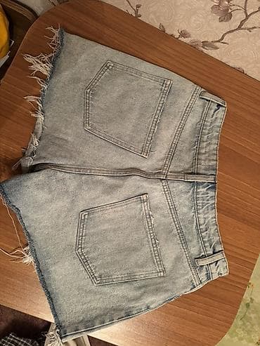 Cins şort Zara 38 ölçü - Model: Yüksək belli, klassik 5 ciblə - Rəng — 2
