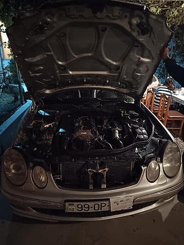 ij diski: Mercedes-Benz E-Class: 2.7 l | 2004 il Sedan — 9