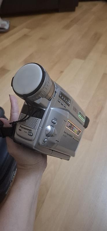 Kamera Panasonic. Dubaydan alınmışdır. əla vəziyətdə. Qiyməti 200 Azn — 3
