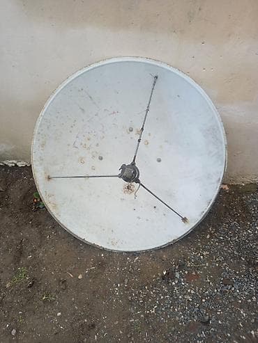 Спутниковые тарелки: Məhsul: Peyk antenası (disk) Təsvir:satılır real alıcıya endirim — 2