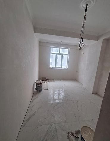 atyalı ev: 3 otaqlı, Yeni tikili, 70 kv. m — 2