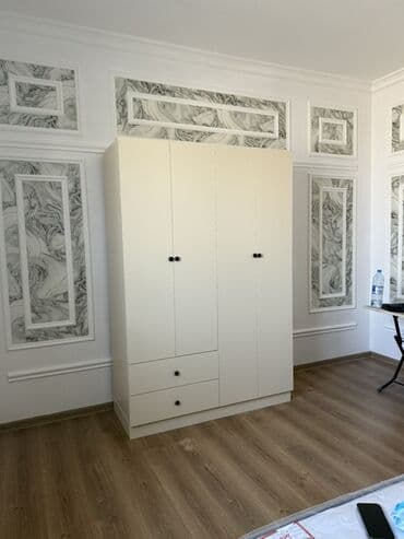 Asılqanlar: Açılan, 3 qapılı Düz dolab, Qarderob, paltar dolabı — 3