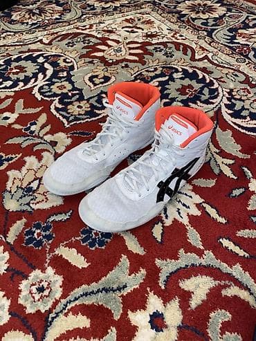 ASICS güləş ayaqqabısı - Model: ASICS (orta boğazlı güləş/kikboks