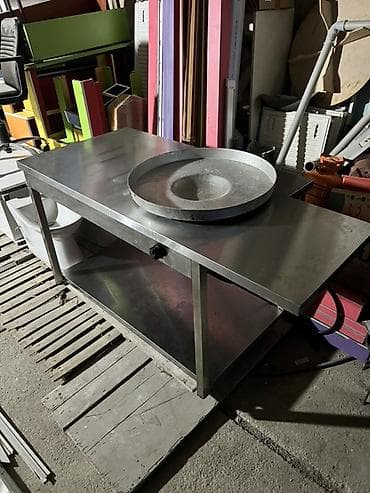 Tantuni masası hər şeyi işlək vəziyətdədir Üsdündə öz qazanı vardır