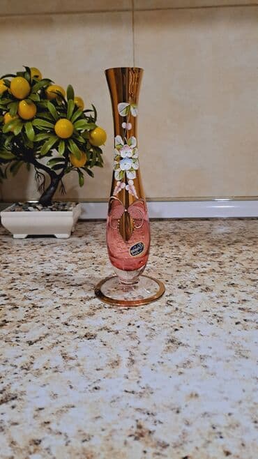 qedimi boşqablar: Bir vaza, Bogem şüşəsi — 3