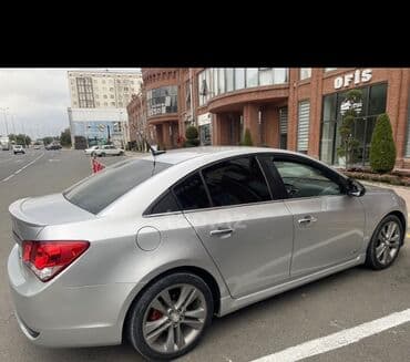 en ucuz maşınlar: Chevrolet Cruze: 1.4 l | 2014 il 273700 km Sedan — 3