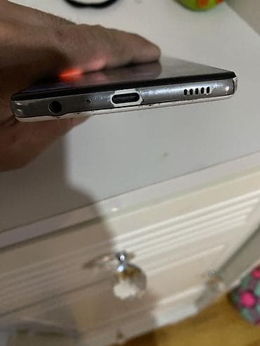 TV və video: Samsung Galaxy A52, 128 GB, rəng - Ağ, Barmaq izi — 1