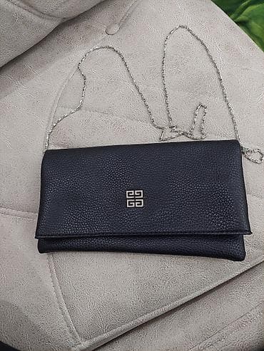 Çiyin çantası, Givenchy, İşlənmiş