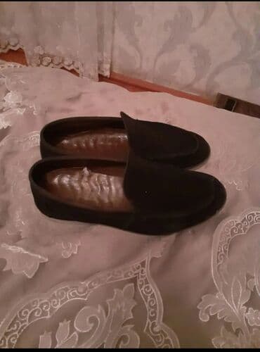 шлепанцы на платформе: Размер: 40, цвет - Черный, Б/у — 1