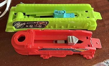 Oyun dəstləri: Hot Wheels əl ilə işə düşən başlatma qurğuları (2 ədəd) — 1