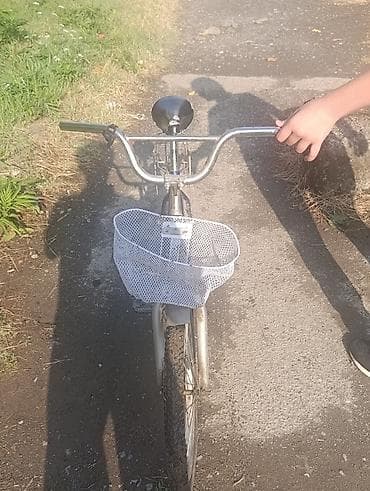 Спорт и хобби: Şəhər tipi velosiped - Rəng: mavi gövdə, gümüşü sükan və qalxanlar - — 3