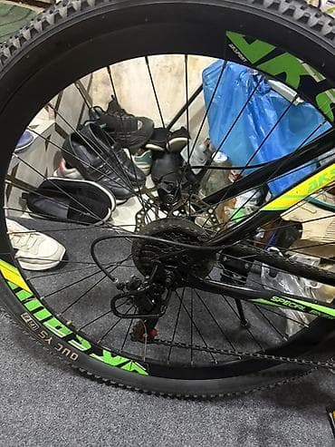 velosipet peredok: Açıq-yaşıl/qara rəng çalarlarında AKSPORT markalı dağ velosipedi — 10