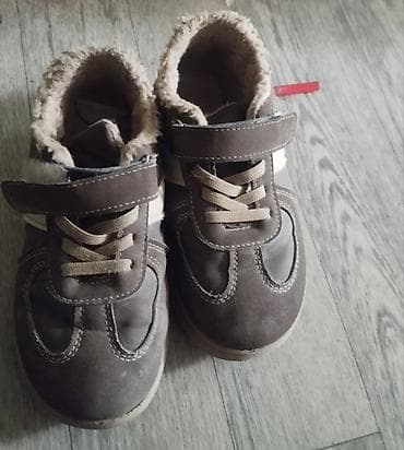 Uşaq idman ayaqqabıları 7 yaşa kimi 2ci əl ayaqbillar almaq istəyən