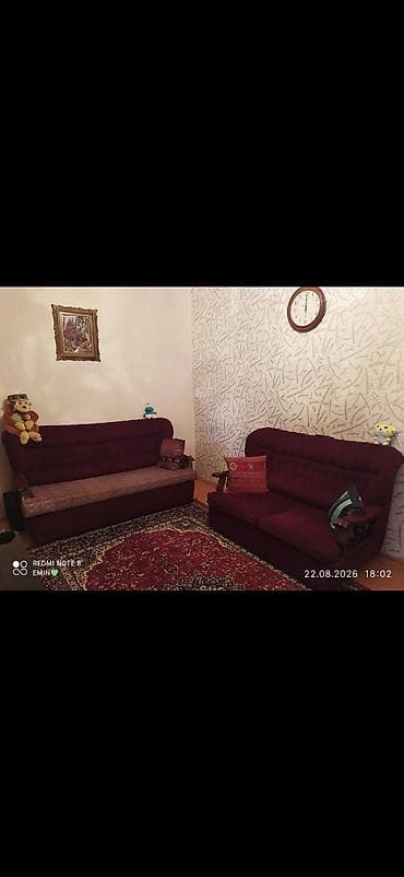 Мебель: Qonaq otağı üçün 2 ədəd divan dəsti • Rəng: tünd bordo • Komplekt: 1 — 1